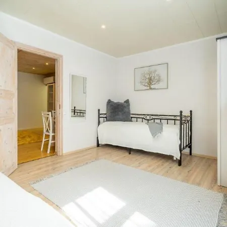 Apartment Vaeike-kuke Parnu
